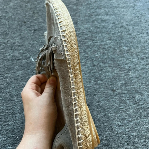 Diane Von Furstenberg Gray Cadah Fringe Espadrilles, size 39 - Picture 6 of 8